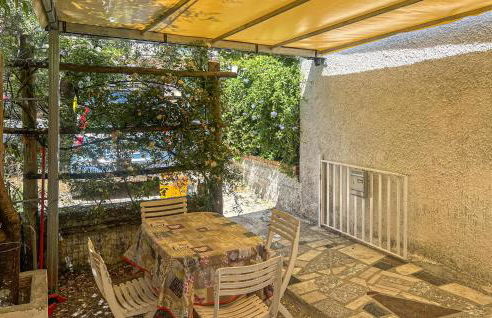 2 Bedroom Gorgeous Apartment In Scario - Foto 7