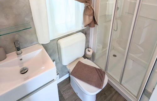 Mobile Home on Lago Maggiore - Direct Beach Access M3 - Foto 29