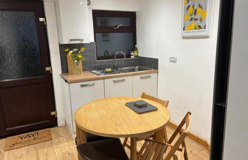 Cheerful 3 Bedroom Townhouse - Foto 5