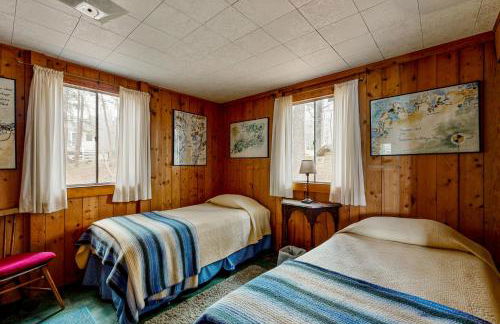 2BR Lakefront Cabin with Fireplace, Lake Views, Dock - Foto 20