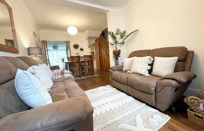 Penzance Charming Family Home 3 bed 2 Bathrooms - Foto 2