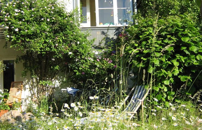 Villa With Garden on the Edge of the Forest - Photo 2