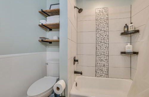 Gaylord Family Home Walk to Shops and Restaurants! - Foto 13