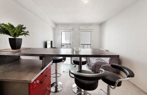 Aka Appart'Hotel " Le Petit Coin de Lavaur" - Foto 9