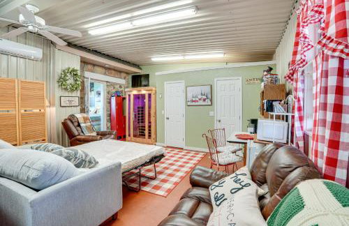 3 Mi to Dtwn Wichita Falls Gem with Private Sauna! - Foto 5