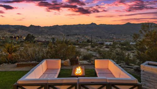 Neon Moon An Elevated Experience w Pool and Spa - Foto 4