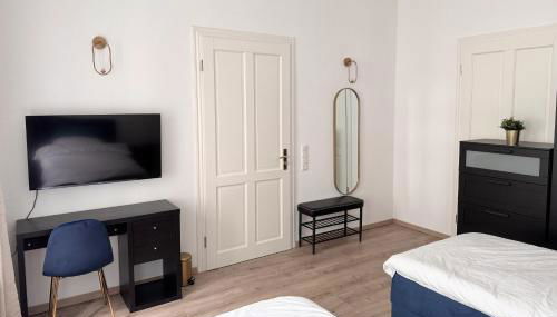 ProStays Apartment in Stolberg- 3 Schlafzimmer - 4 Betten - Foto 2, wardrobe