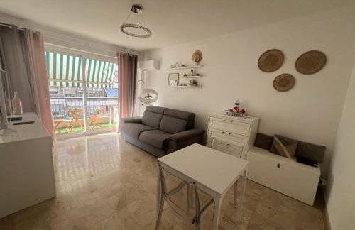 Studio cosy avec balcon, à 5 min de la mer Roquebrune-Cap-Martin et de Menton - Foto 3