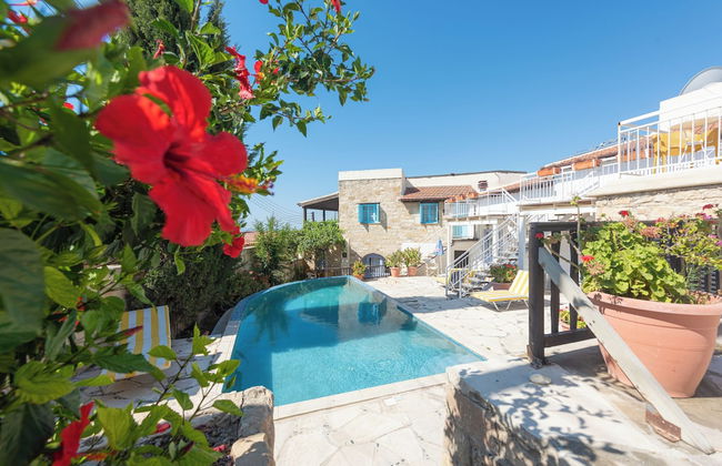 Cyprus Villages Hotel & Restaurant - Central Location - Bed & Breakfast - With Access To Pool And Stunning Views - Foto 28