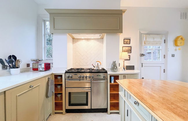 Historic 3-Bedroom Home in the Heart of Greenwich - Foto 15