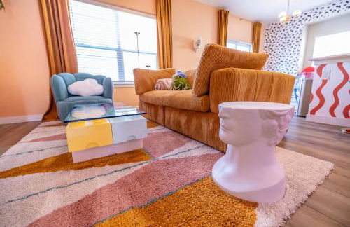 Near Airport, 3BR, Stock Tank Pool, Mini-Golf, Game Rm - Foto 35