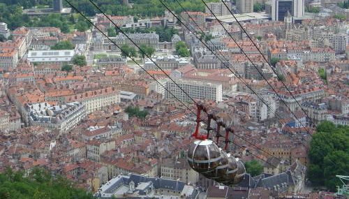 Appartement face aux thermes Allevard - Foto 3