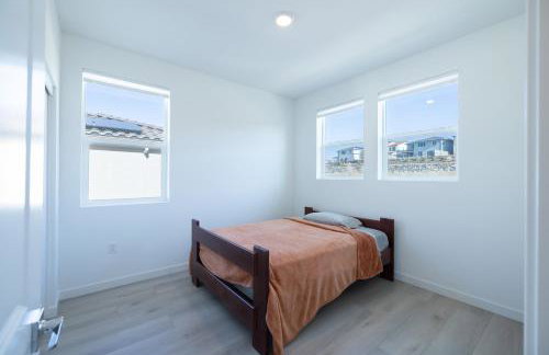 Modern Charming 4BR Home, Family Friendly, Office Space, Fast WiFi, Free Parking - Foto 36