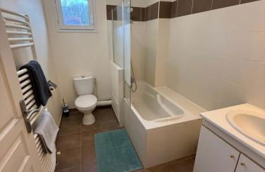 Maison vue sur le lac et proche du golf ! - Foto 23