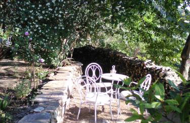 Traditional stone house in Pelion - Photo 4