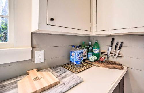 Mirror Lake Cabin about 1 Mi to Dtwn Highlands! - Foto 10