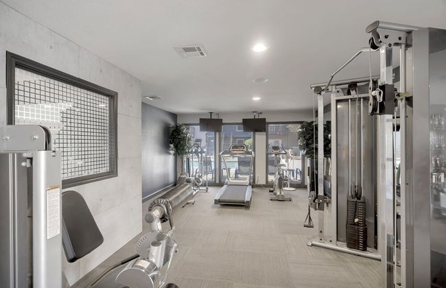 Lovely Midland Getaway With Fitness Center - Foto 31