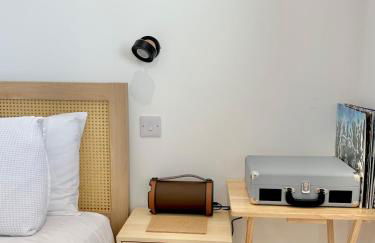 Eco-Friendly Highland Suite with Mountain Views - Photo 39