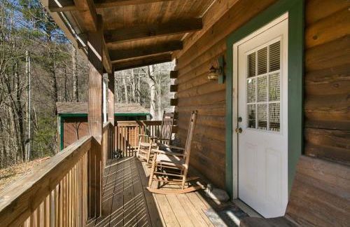 Blueberry Hill Cabin-Private, secluded cabin with a fireplace and New Hot Tub 2025 - Foto 28