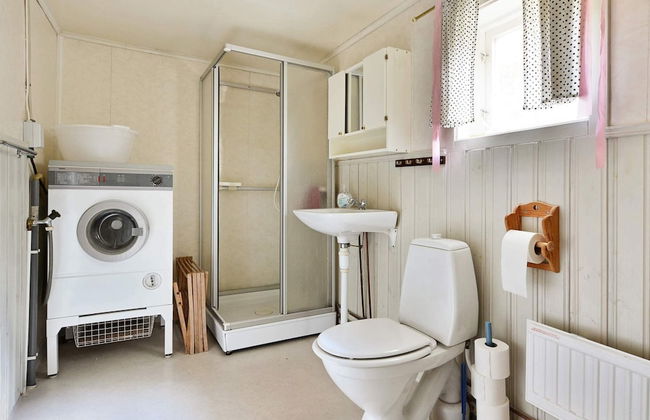 4 Person Holiday Home in Hallabro-by Traum - Photo 14