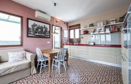 PENTHOUSE IN RESTORED c19TH HOME - Foto 31