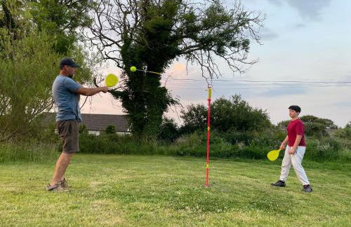 Trenewydd Farm Holiday Cottages - Foto 42