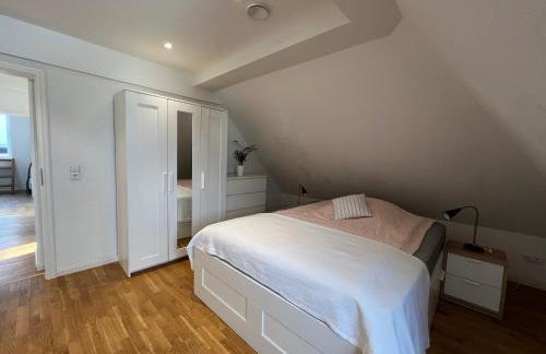 Schöne Altbauwohnung mit großer Dachterrasse für bis zu 8 Personen - Foto 16