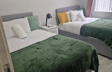 1Bed Home Sleeps 5 Free Parking Central Wifi - Foto 9