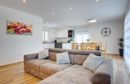 Neue Villa bei Rovinj mit privatem Pool, WLAN, Klima - Foto 18