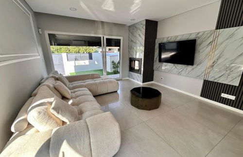 MoradiaT4 com piscina - Foto 22