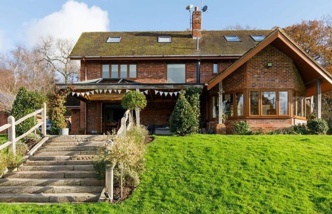 Serene Riverside 6BR Luxury Retreat in Curdridge - Photo 48