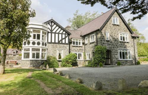 Gwern Borter Manor - Photo 1