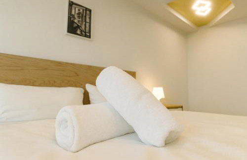 Modernes City Apartment in Top Lage, Balkon, kostenloser Parkplatz max 1,65m Höhe und 1,8m Breite - Foto 11