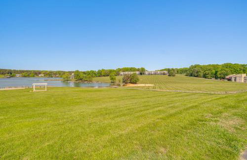 Sun-Filled Condo with Smith Mountain Lake Views - Foto 33
