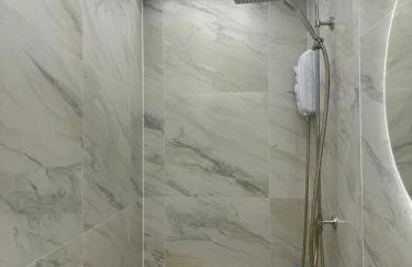 Sofi's Stay, Cosy 3 bed house, 5 mins Walk to Leeds City Centre - Foto 9