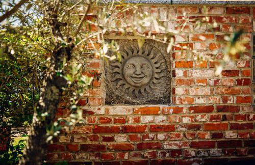 Altes Gewölbe mit Sauna und Whirlpool im Außenbereich - Foto 32