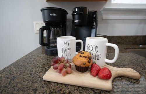 Beach Getaway for 15 A Few Steps from the Sand - Foto 34