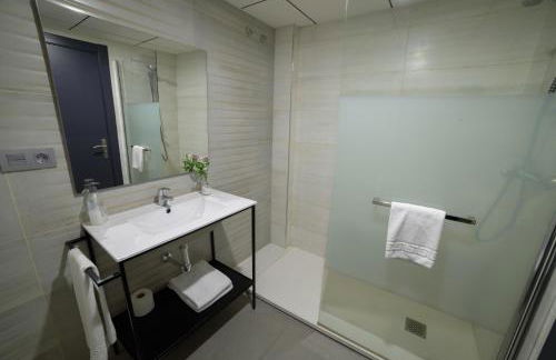 Apartamentos Santa Clara - Photo 22