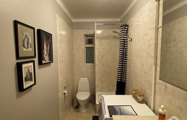 The Bookstore Apartment - Foto 7