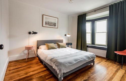 Luxe Mid-Century Styled Townhouse #3631 - Foto 33