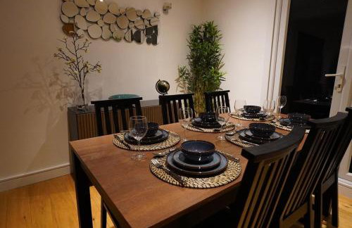 Premium 3BR House - Loughton - by Rent Squared LTD - Foto 19