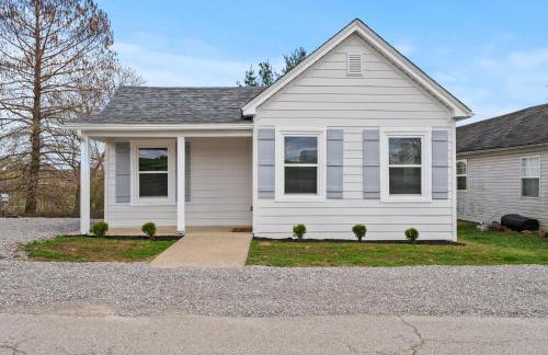 Creekside Stay | Peaceful Cottage | Elkhorn - Foto 40