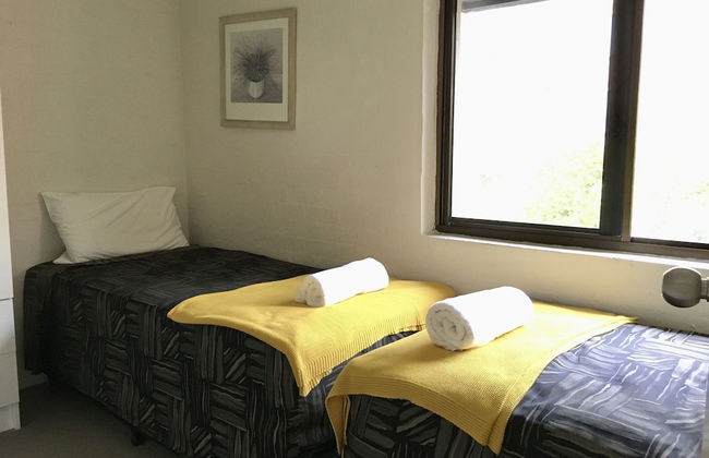 Burleigh Palms Holiday Apartments - Photo 3