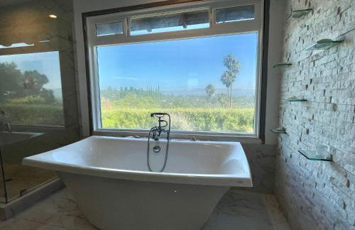 Spectacular City Mountain Views Remodeled Open Plan 3 bdr Home Pool Jacuzzi Oasis - Foto 18