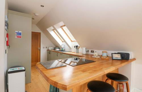 The Apartment - Photo 12