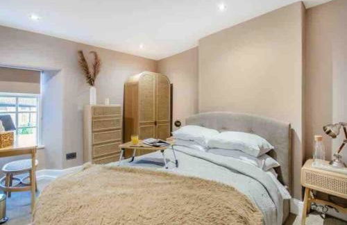 The Retreat-luxury cottage with hot tub (sleeps 4) - Foto 39