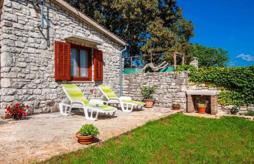 Charming House Nino with a fenced yard - Foto 18