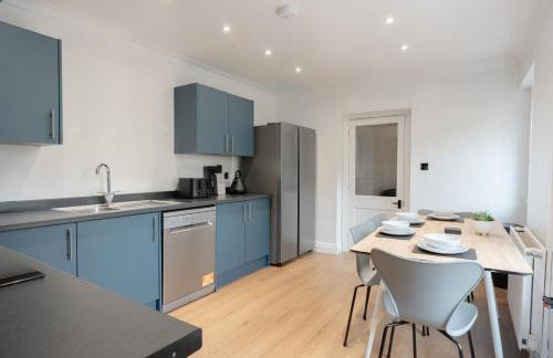 4-Bedroom Coastal Getaway in Pembroke Dock - Foto 15