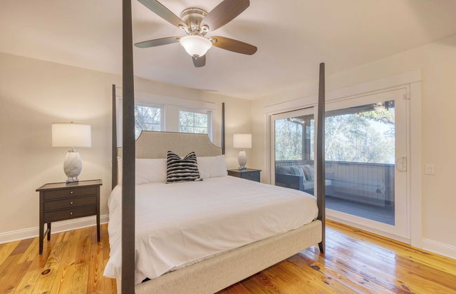 Blackwater Bay Hideaway by Avantstay Waterfront, Pool, Dock, Hot Tub - Photo 24