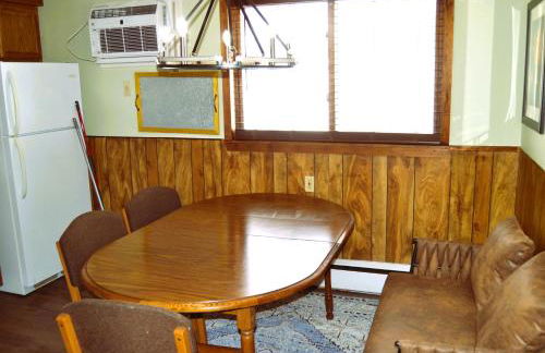 Grand Red - six-bedroom apartments near the UND campus - Foto 11